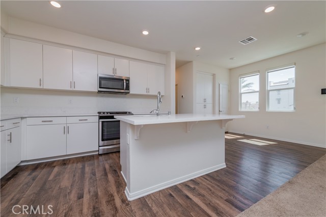 12173 Meridian, Rancho Cucamonga CA: https://media.crmls.org/medias/56471134-f858-4dcc-9194-3c5ecb0d7693.jpg