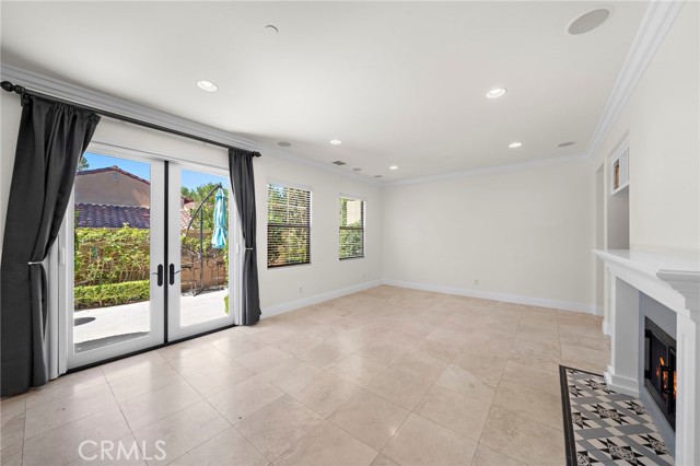 Detail Gallery Image 2 of 27 For 61 Shade Tree, Irvine,  CA 92603 - 3 Beds | 3/1 Baths
