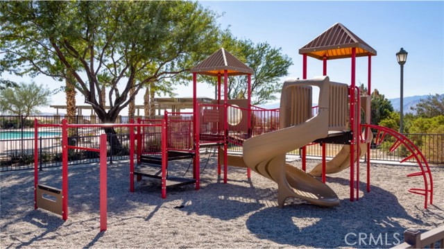 Detail Gallery Image 16 of 17 For 62679 Rainbow Ln, Desert Hot Springs,  CA 92240 - 3 Beds | 2 Baths