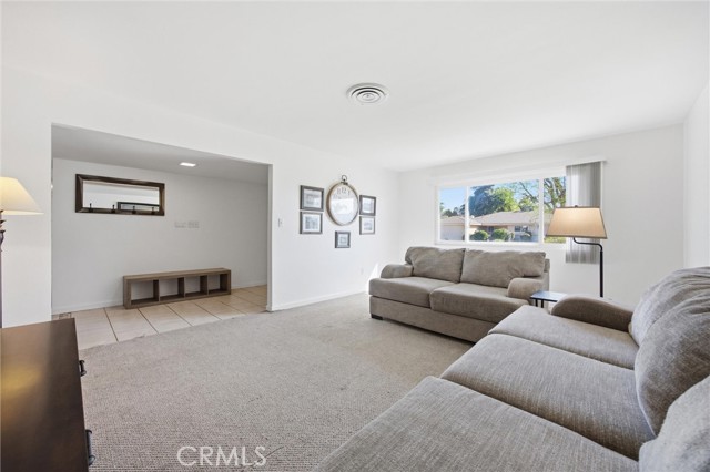 Detail Gallery Image 20 of 46 For 2505 Courtleigh, Bakersfield,  CA 93309 - 3 Beds | 2 Baths