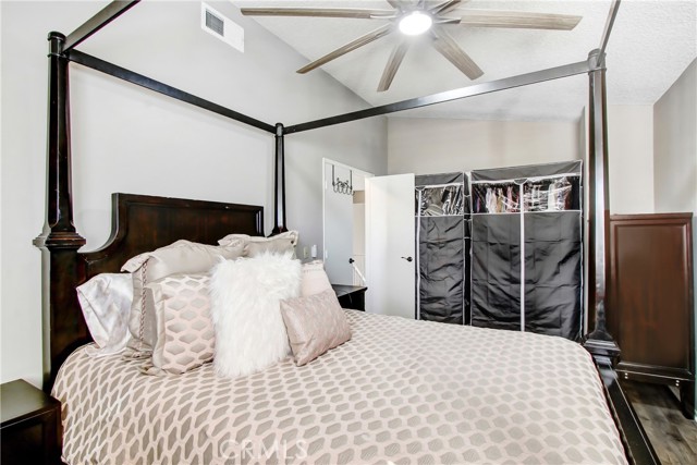 Detail Gallery Image 16 of 20 For 1049 Olympic Ave, Banning,  CA 92220 - 3 Beds | 2/1 Baths