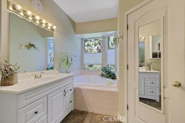 Detail Gallery Image 42 of 63 For 1856 Rutherford Ct, Yuba City,  CA 95993 - 4 Beds | 2/1 Baths