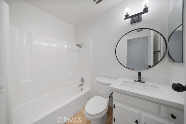 28531 Via Princesa, Murrieta CA: https://media.crmls.org/medias/564b26ad-441b-49b2-a226-443dc6c66710.jpg