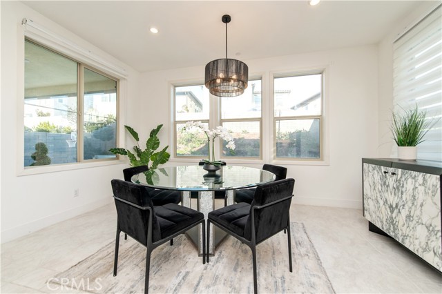 Detail Gallery Image 13 of 54 For 295 Autumn Way, Rancho Mission Viejo,  CA 92675 - 5 Beds | 4 Baths