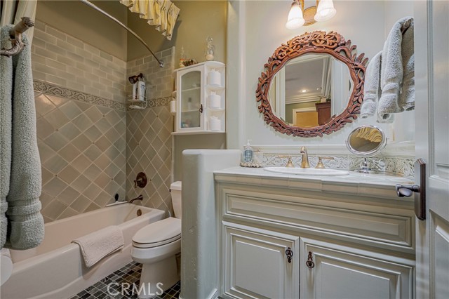 Image 52 of 69 For 2882 Trovare Court