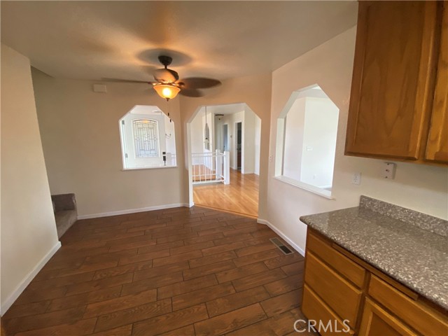 20995 Powder Horn Road, Hidden Valley Lake CA: https://media.crmls.org/medias/564c1371-0b16-4a1c-a54e-317452fb1833.jpg