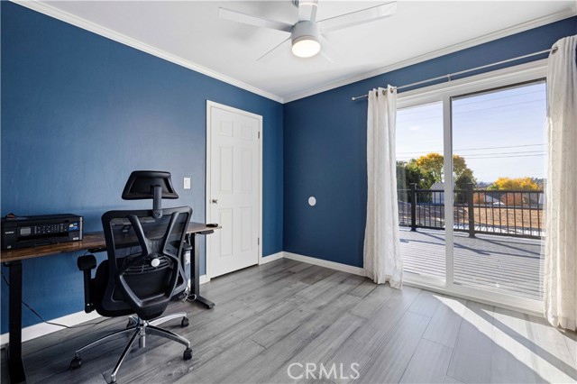 Detail Gallery Image 33 of 47 For 27933 Honeycomb Dr, Saugus,  CA 91350 - 4 Beds | 2/1 Baths