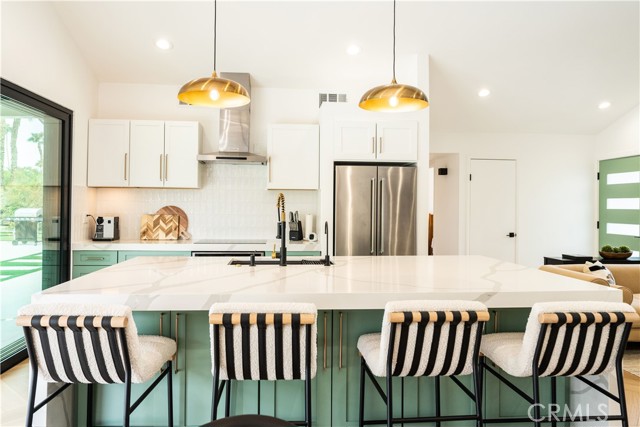 515 N Burton Way, Palm Springs CA: https://media.crmls.org/medias/564ff645-340a-474c-b4e2-4382db7daaf6.jpg