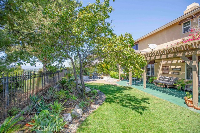 10266 Horsehaven Street, Sun Valley CA: https://media.crmls.org/medias/5650c90c-0473-487f-8513-02d2e7f7ddc0.jpg