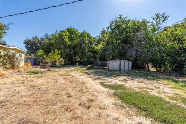 2064 Kennedy Ave, Chico CA: https://media.crmls.org/medias/5650de86-10e7-41d1-bb10-7659ef2d3330.jpg