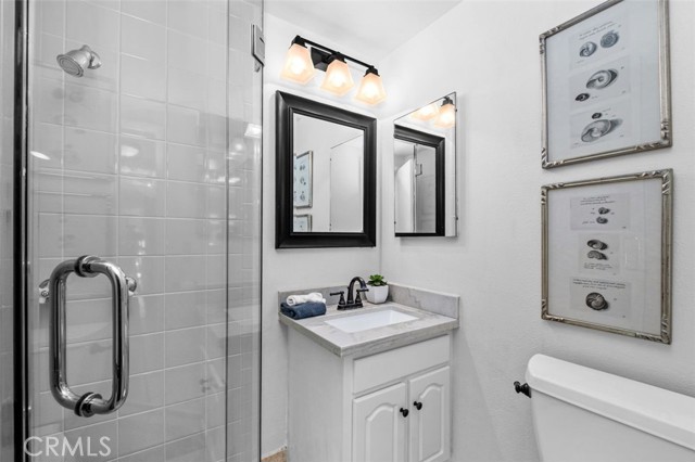 Detail Gallery Image 20 of 30 For 525 Vista Flora, Newport Beach,  CA 92660 - 3 Beds | 2/1 Baths