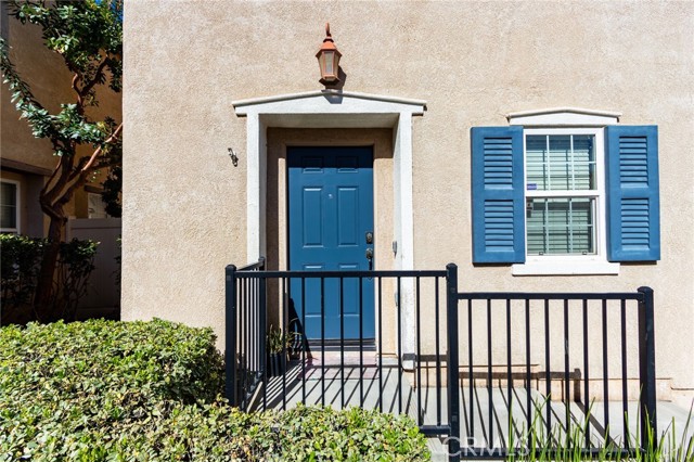 Detail Gallery Image 2 of 37 For 1445 Edelweiss Dr #C,  Beaumont,  CA 92223 - 3 Beds | 2/1 Baths