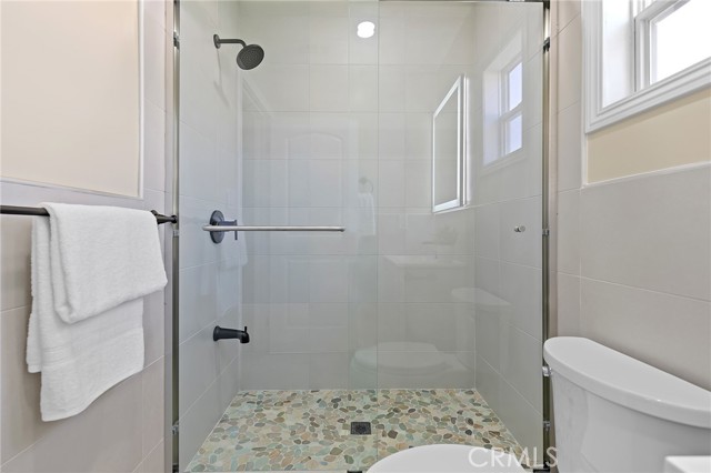 Detail Gallery Image 32 of 42 For 301 W Malvern Ave, Fullerton,  CA 92832 - 3 Beds | 3 Baths