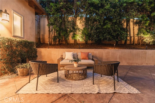 Detail Gallery Image 64 of 74 For 113 S Herrin, Manhattan Beach,  CA 90266 - 5 Beds | 4/1 Baths