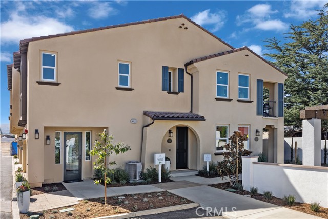 Detail Gallery Image 2 of 18 For 2368 Village Ct, –,  CA 91745 - 3 Beds | 2 Baths