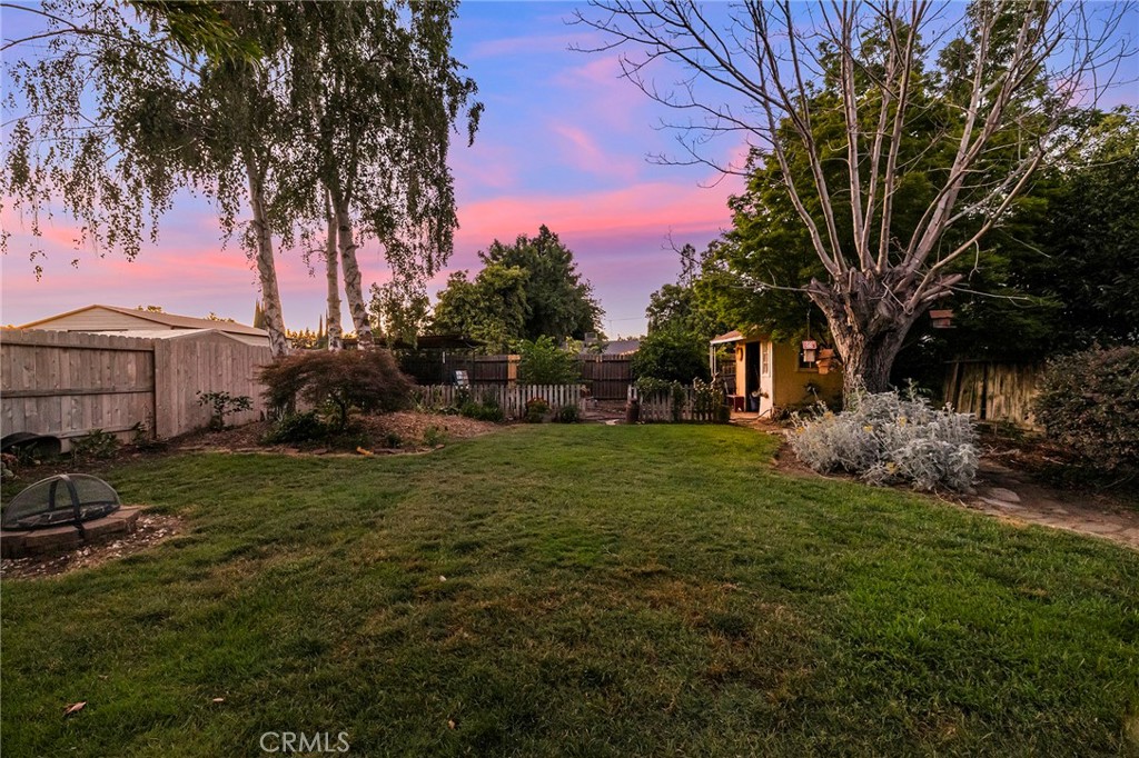 https://media.crmls.org/medias/56521610-708c-482d-9a07-dd5884178691.jpg?preset=X-Large