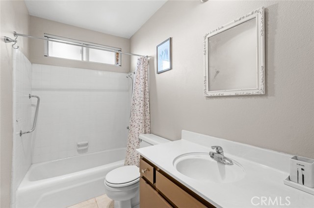 Detail Gallery Image 30 of 46 For 42849 15th St #5,  Lancaster,  CA 93534 - 2 Beds | 2/1 Baths