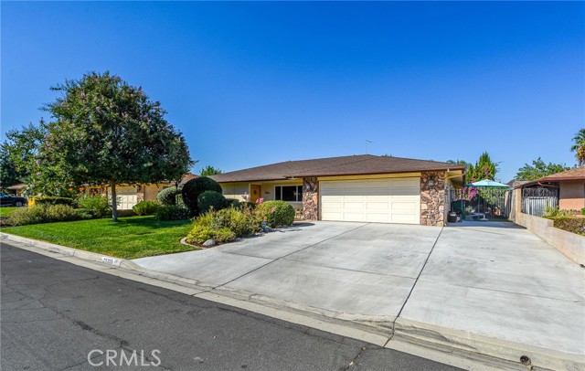 Detail Gallery Image 3 of 40 For 25355 Auld Ave, Hemet,  CA 92544 - 4 Beds | 2 Baths