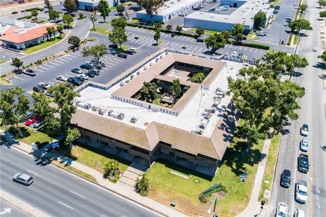 222 N Mountain Avenue, Upland, California 91786, ,Commercial Lease,For Rent,222 N Mountain Avenue,CRIV24000194