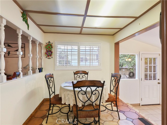 8651 Ranchito Avenue, Panorama City CA: https://media.crmls.org/medias/5654262e-0f17-4980-b3f9-05443717e749.jpg