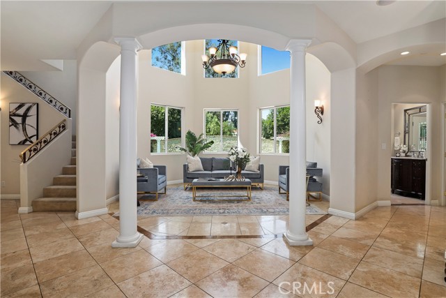 Detail Gallery Image 12 of 67 For 19517 Celtic St, Porter Ranch,  CA 91326 - 6 Beds | 6 Baths