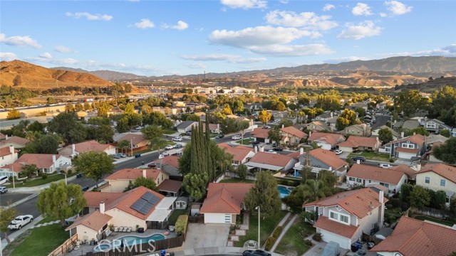 Detail Gallery Image 30 of 30 For 27712 Stowe Ln, Castaic,  CA 91384 - 3 Beds | 2 Baths