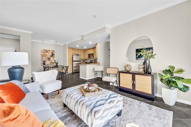 Detail Gallery Image 2 of 29 For 3300 Watermarke, Irvine,  CA 92612 - 2 Beds | 2 Baths