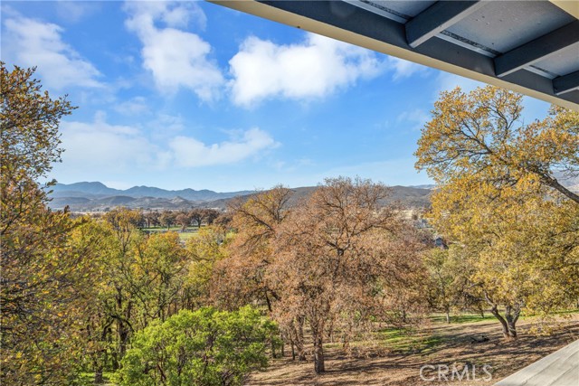 Detail Gallery Image 21 of 36 For 19191 Moon Ridge Rd, Hidden Valley Lake,  CA 95467 - 3 Beds | 2/1 Baths