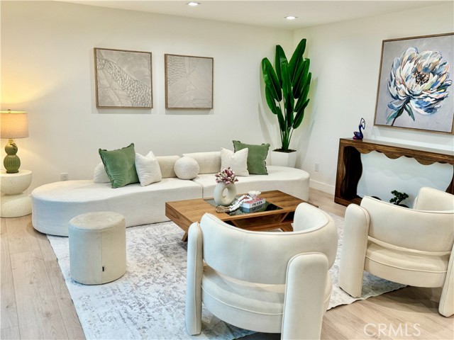 Detail Gallery Image 9 of 66 For 1200 E Ocean Bld #23,  Long Beach,  CA 90802 - 2 Beds | 2 Baths