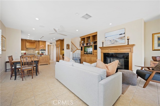 334 Locust Street, Laguna Beach CA: https://media.crmls.org/medias/5657d98e-7c4e-4d99-bc7a-290f6bd47dc5.jpg