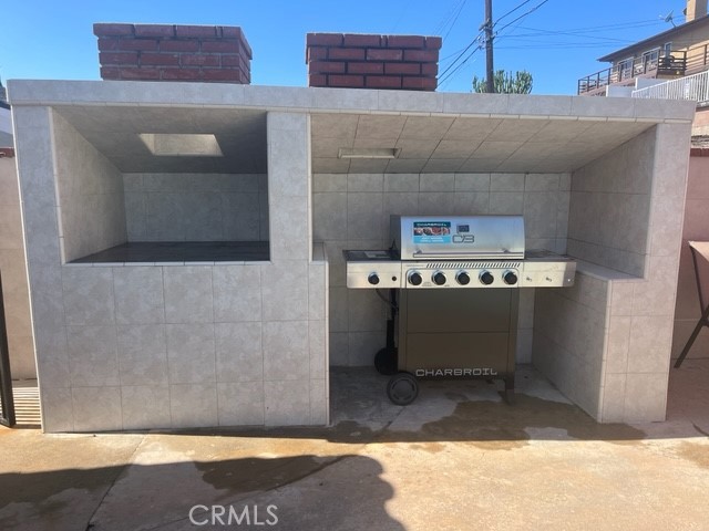 303 N Wycliff Avenue, San Pedro CA: https://media.crmls.org/medias/5658c763-8dc4-4a54-8aa8-0bde090ab529.jpg