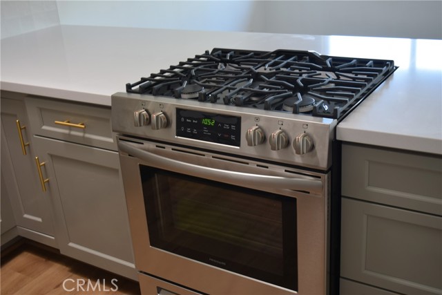 Detail Gallery Image 7 of 17 For 3103 Ginger #C,  Costa Mesa,  CA 92626 - 2 Beds | 2 Baths