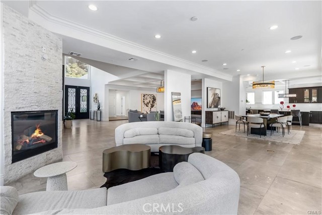 Detail Gallery Image 50 of 65 For 9484 Gloaming Dr, Beverly Hills,  CA 90210 - 4 Beds | 4 Baths