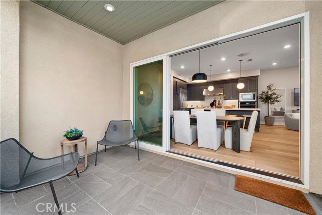 Detail Gallery Image 14 of 46 For 163 Crossover, Irvine,  CA 92618 - 4 Beds | 3/1 Baths