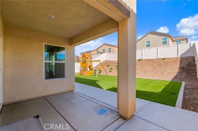 Detail Gallery Image 32 of 37 For 25576 Cetara, Homeland,  CA 92548 - 5 Beds | 3 Baths