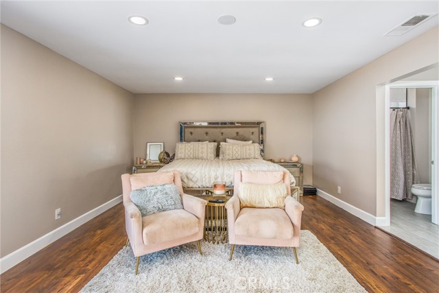 24156 Old Country Road, Moreno Valley CA: https://media.crmls.org/medias/565b70ba-5246-47c7-892e-ba126d315ed1.jpg