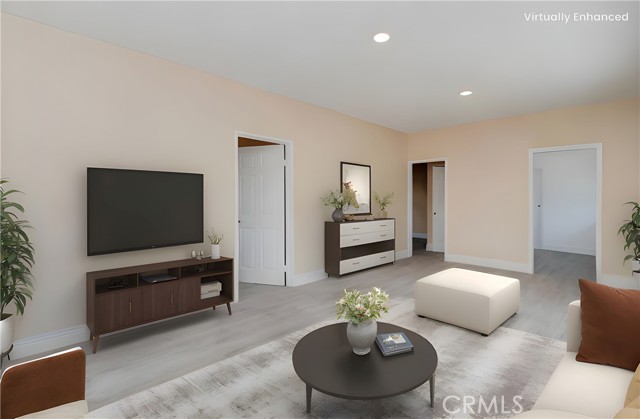 1003 W Myrtle Street, Santa Ana CA: https://media.crmls.org/medias/565b9e90-c197-4b10-b0e9-7232a9a8564d.jpg