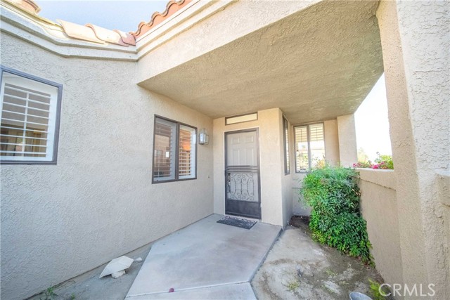 41981 Preston Trail, Palm Desert CA: https://media.crmls.org/medias/565c6ee4-d90d-4795-b6c3-93ee1b68c3c3.jpg