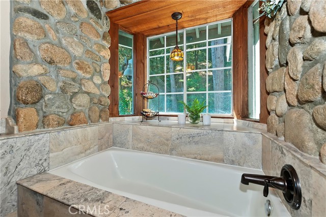 Detail Gallery Image 29 of 56 For 23280 Brookside Rd, Crestline,  CA 92325 - 3 Beds | 3/1 Baths