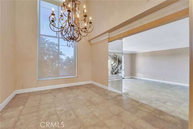 Detail Gallery Image 18 of 59 For 12305 Ridge, Los Angeles,  CA 90049 - 2 Beds | 2/1 Baths