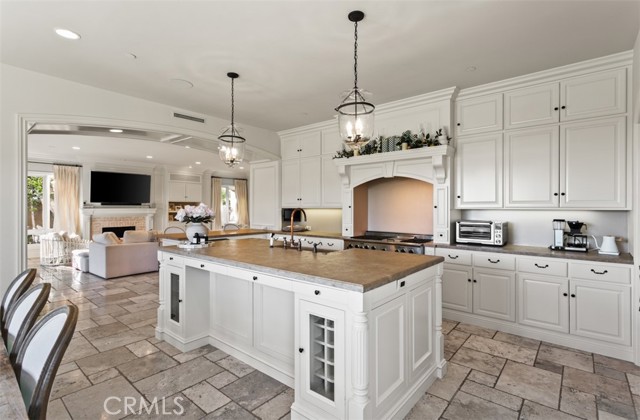 Detail Gallery Image 8 of 52 For 6 Windemere Ct, Newport Coast,  CA 92657 - 5 Beds | 4/1 Baths