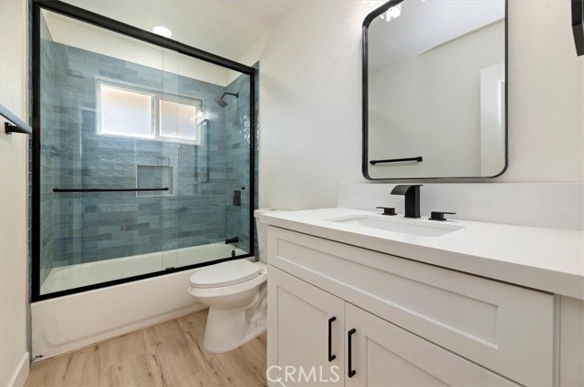 Detail Gallery Image 21 of 32 For 7695 Lakeside Dr, Jurupa Valley,  CA 92509 - 3 Beds | 2 Baths