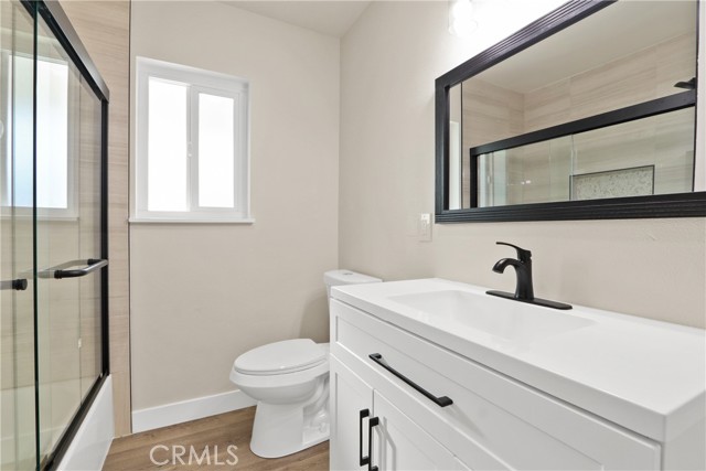 Detail Gallery Image 11 of 15 For 8806 Stamps, Downey,  CA 90240 - 2 Beds | 2 Baths