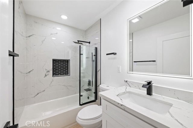 Detail Gallery Image 20 of 38 For 1054 E Turmont St, Carson,  CA 90746 - 3 Beds | 2 Baths