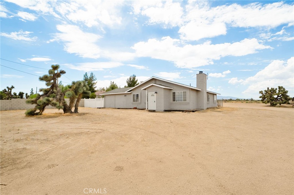 9846 Sunny Vista Road