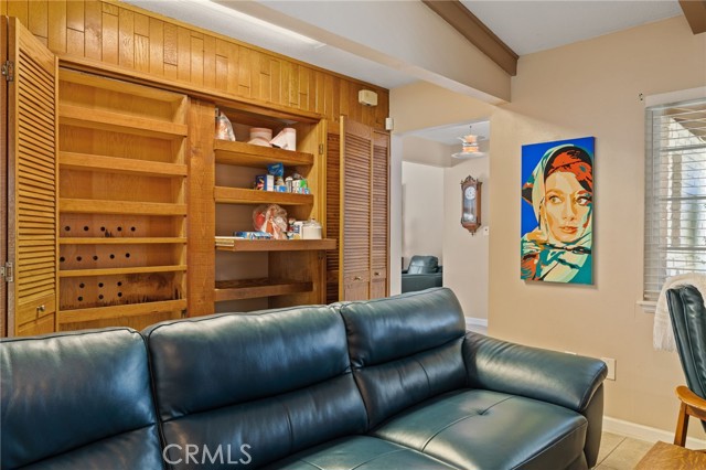 Detail Gallery Image 24 of 60 For 2924 Elm St, Bakersfield,  CA 93301 - 4 Beds | 2 Baths