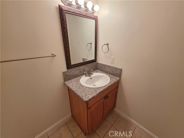 Detail Gallery Image 21 of 28 For 5321 Auckland #1,  North Hollywood,  CA 91601 - 3 Beds | 2/1 Baths