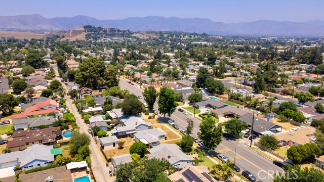 Detail Gallery Image 36 of 36 For 10923 Haskell Ave, Granada Hills,  CA 91344 - 3 Beds | 2 Baths