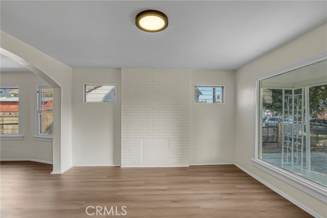 Detail Gallery Image 7 of 26 For 2947 West Bld, Los Angeles,  CA 90016 - 9 Beds | 6 Baths