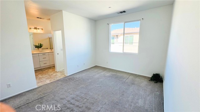 Detail Gallery Image 13 of 20 For 936 Savi Drive #104,  Corona,  CA 92878 - 3 Beds | 3/1 Baths